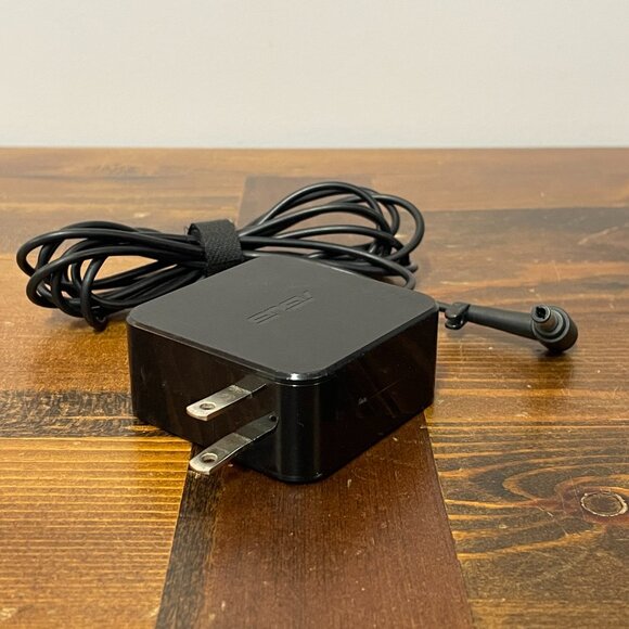 Toshiba Laptop - Satellite (Upgraded) - Picture 8 of 8